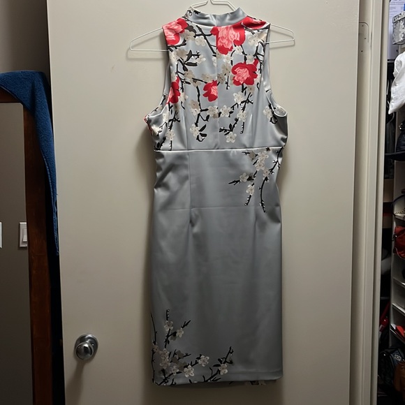 Cherry blossom Japanese style dress. - Picture 3 of 4